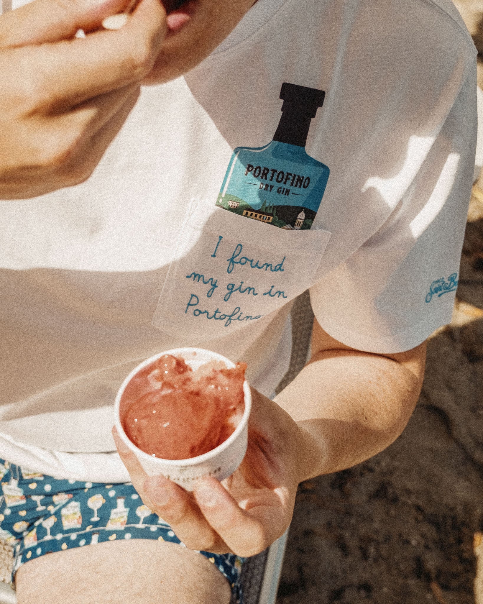 Portofino Gin T-shirt cotone bianco ricamata I found my gin