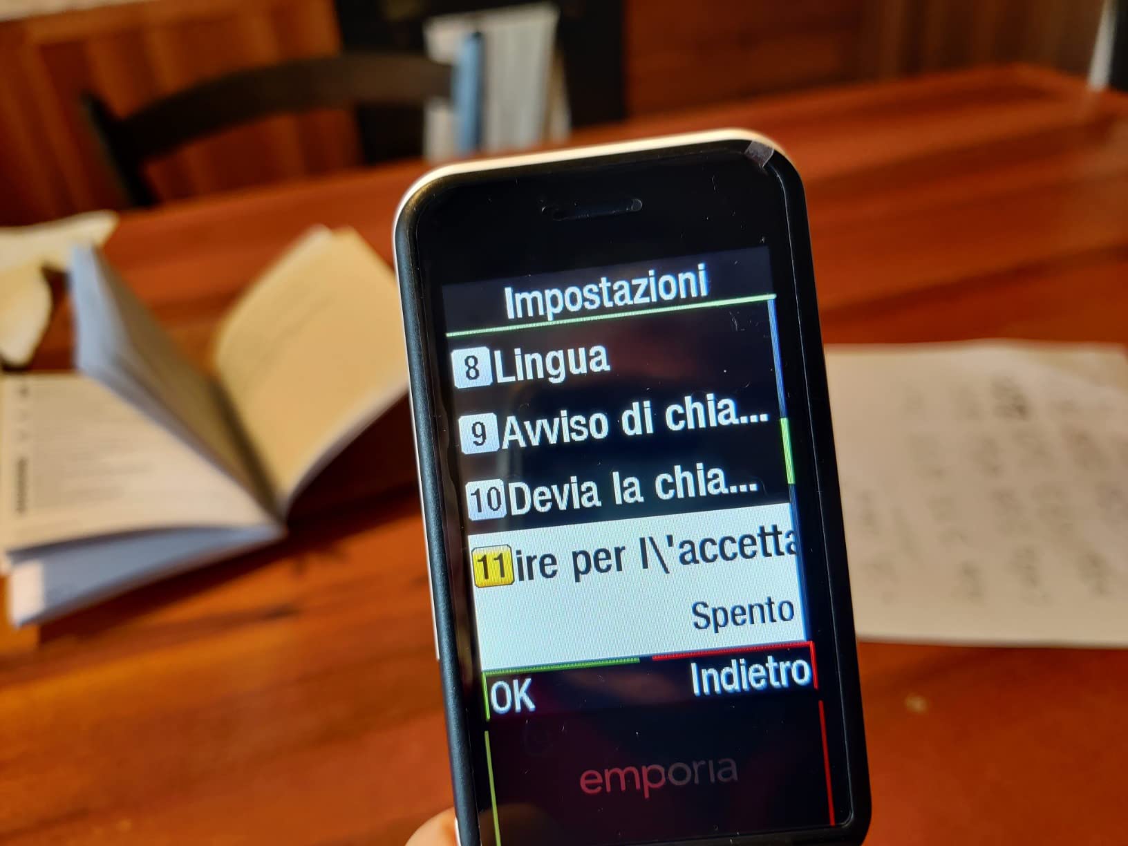 Emporia Simplicity Glam 4G Telefono conchiglia bianco 2.8"