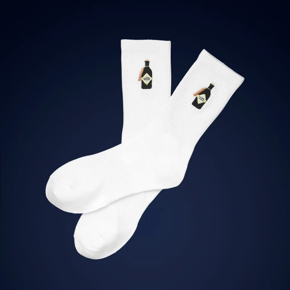 The Illusionist Clubhouse Socks calzini cotone bianchi ricamo gin