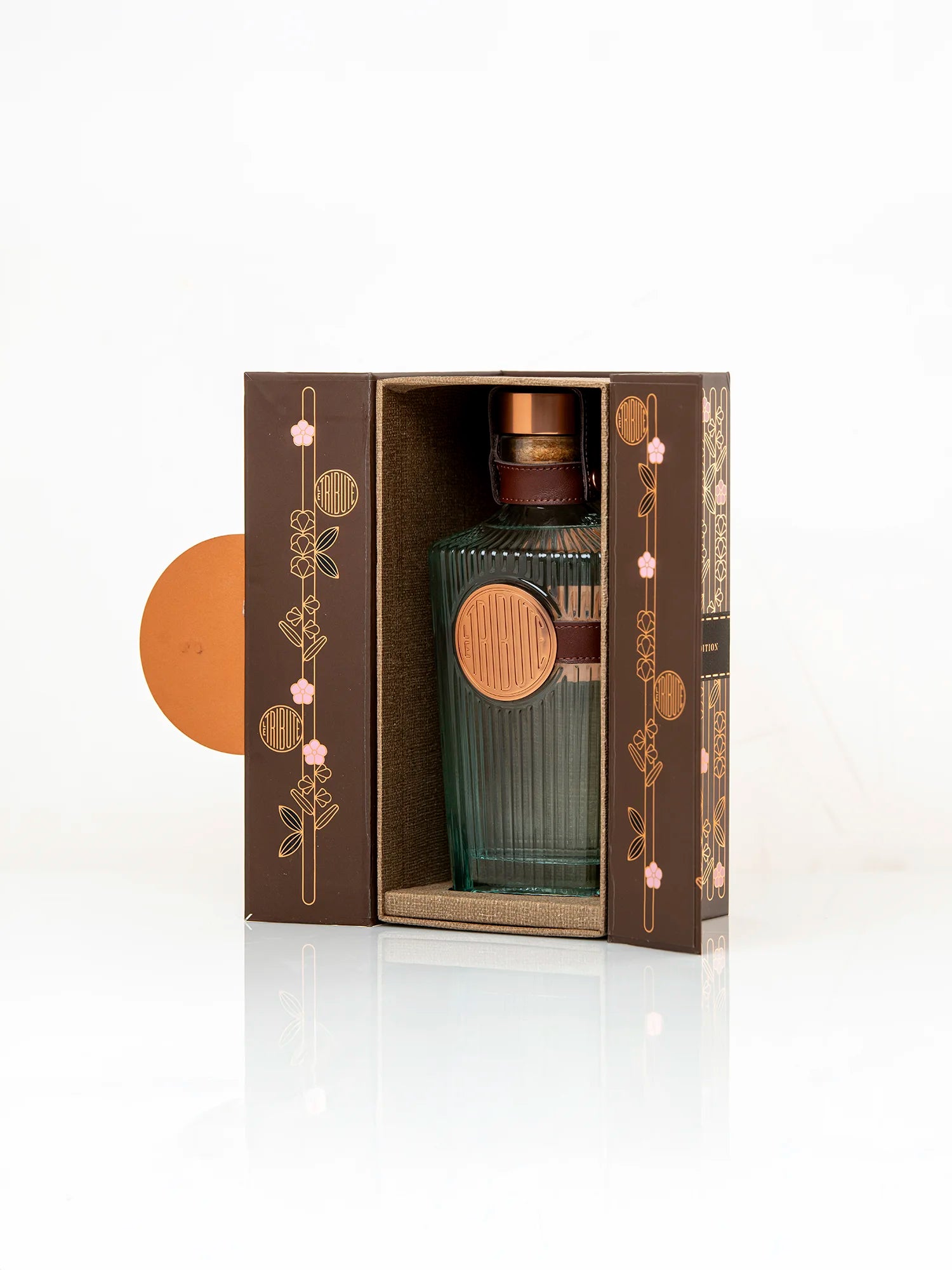 Le Tribute Countryside Gin Limited Edition in Astuccio