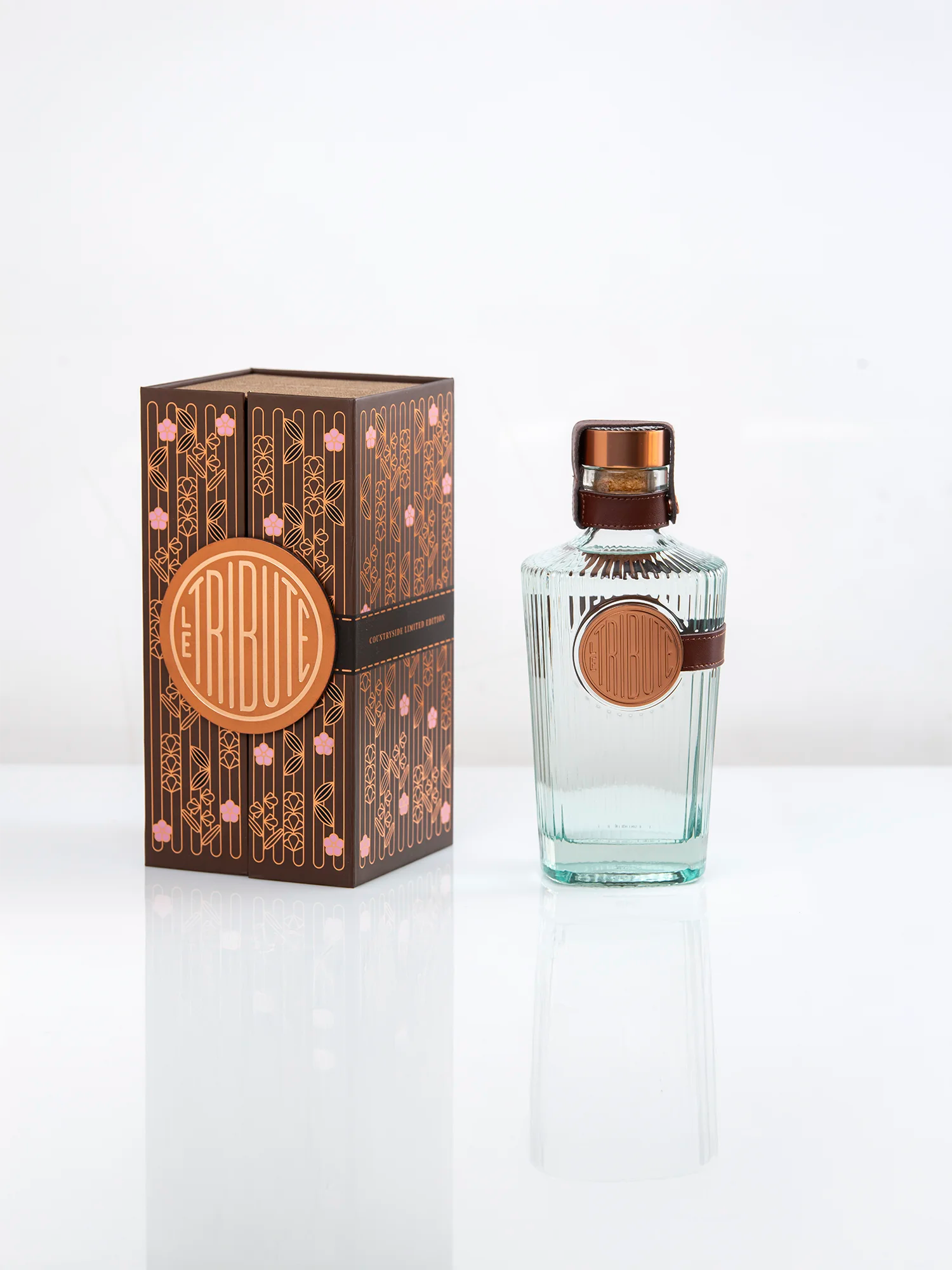 Le Tribute Countryside Gin Limited Edition in Astuccio